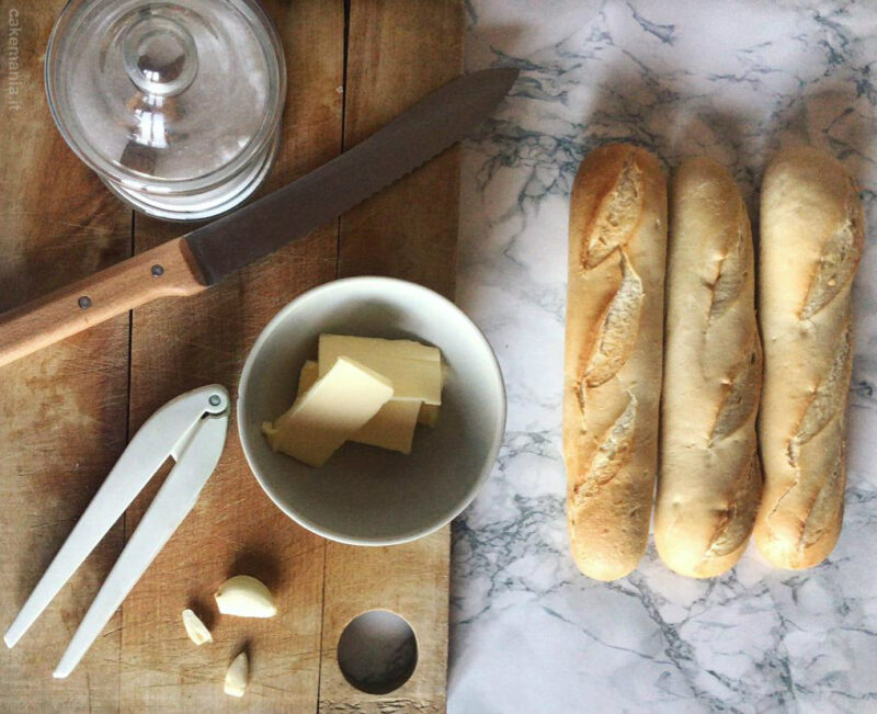 ingredienti-per-garlic-bread